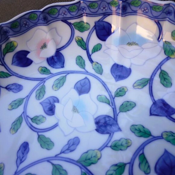 Vintage Maebata Gokusai Hand Painted Blue Lotus Flower Porcelain Bowl from Japan - Picture 2 of 10